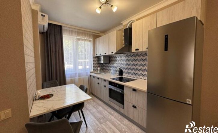 2-комн квартира 12-й микрорайон, 36А