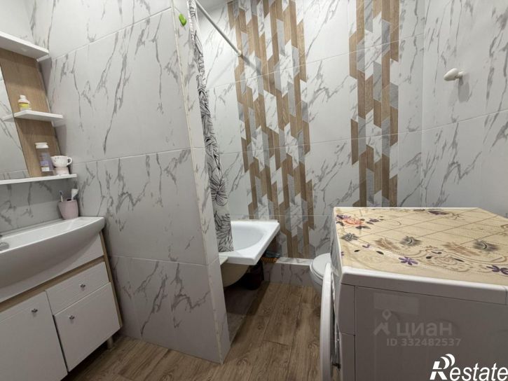 1-комн квартира ул Адмирала Пустошкина, 22 4,  д. 22 4,  к. 4