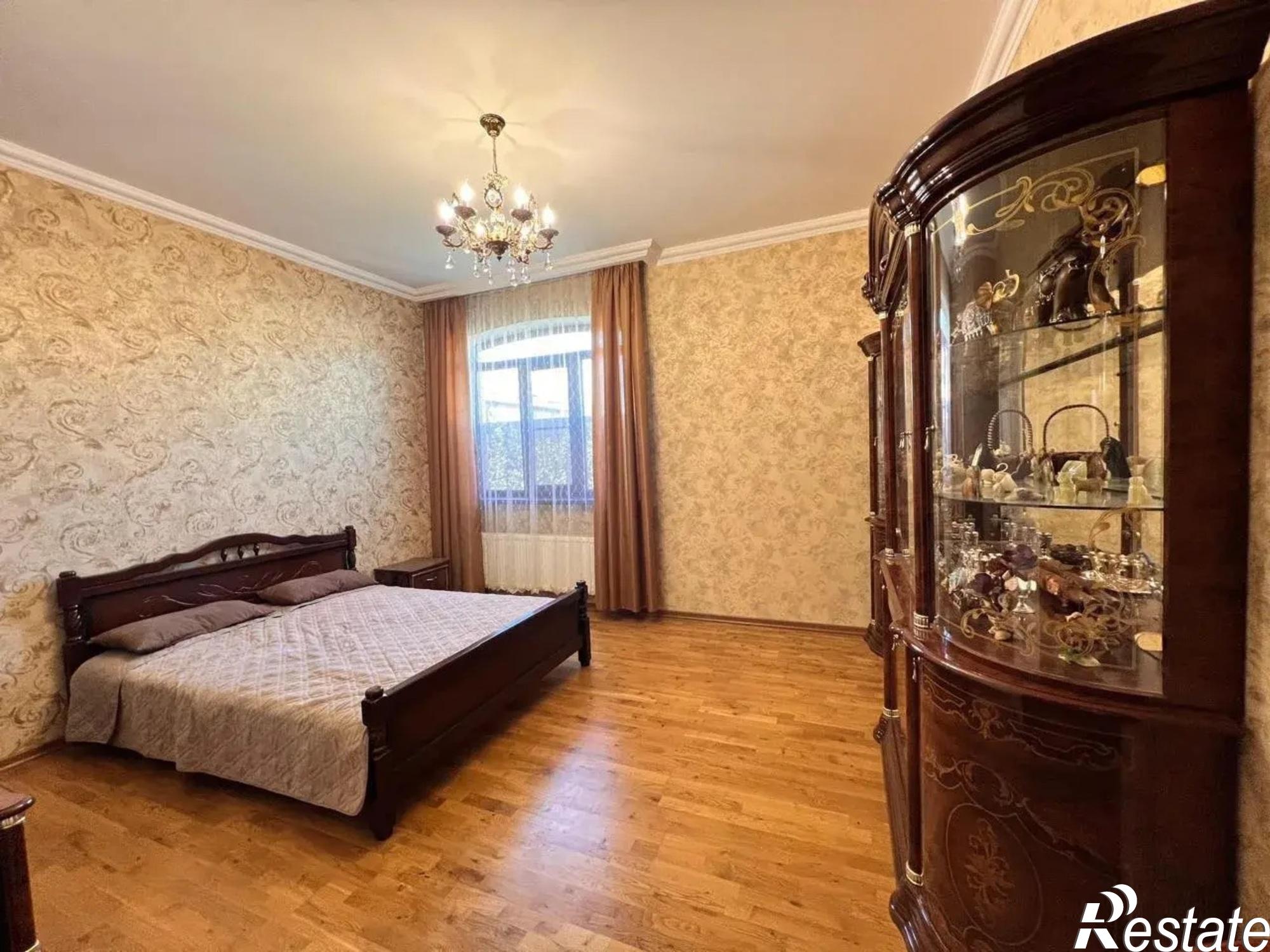 Купить дачу, дом, коттедж за 33 000 000 рублей на Советская улица