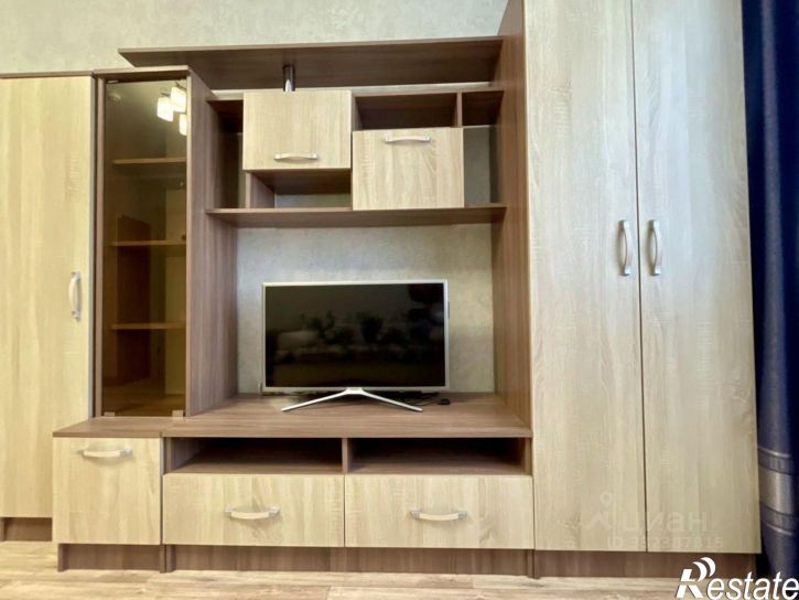 1-комн квартира ул Адмирала Пустошкина, 22 6,  д. 22 6,  к. 6