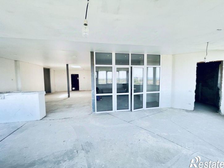 3-комн квартира ул Крымская, 272,  д. 272