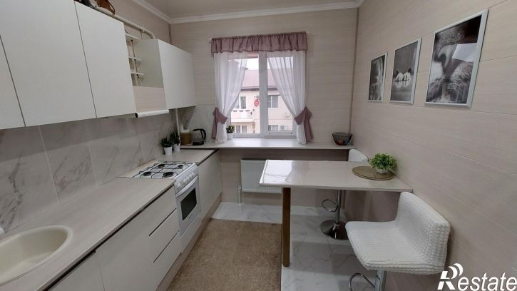 2-комн квартира Солнечная улица, 38к6