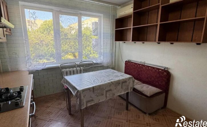 2-комн квартира ул Владимирская, 140,  д. 140