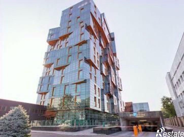 3-комн квартира пр-кт Революции, 3,  д. 3