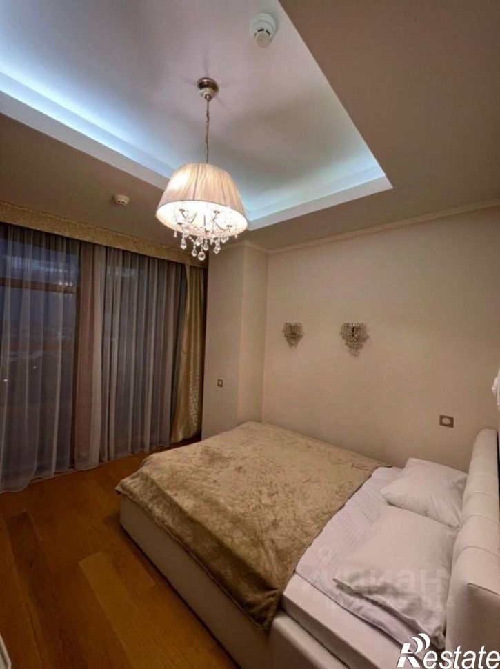 3-комн квартира пр-кт Революции, 3,  д. 3