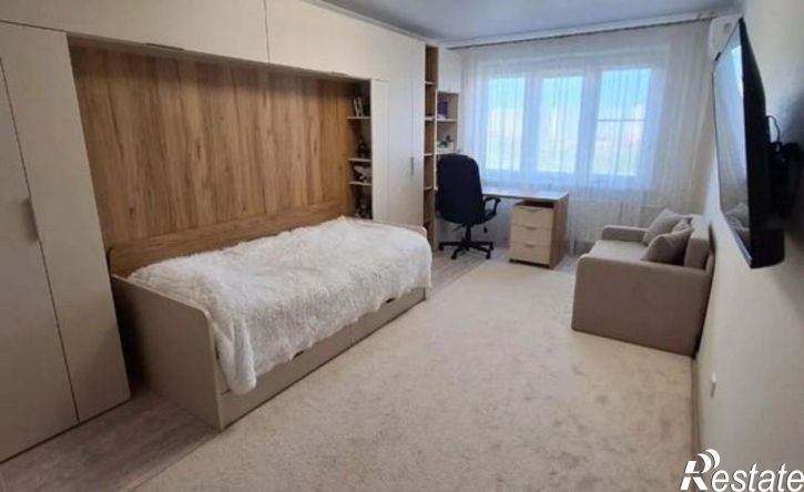 3-комн квартира ул Адмирала Пустошкина, 22 12,  д. 22 12,  к. 12