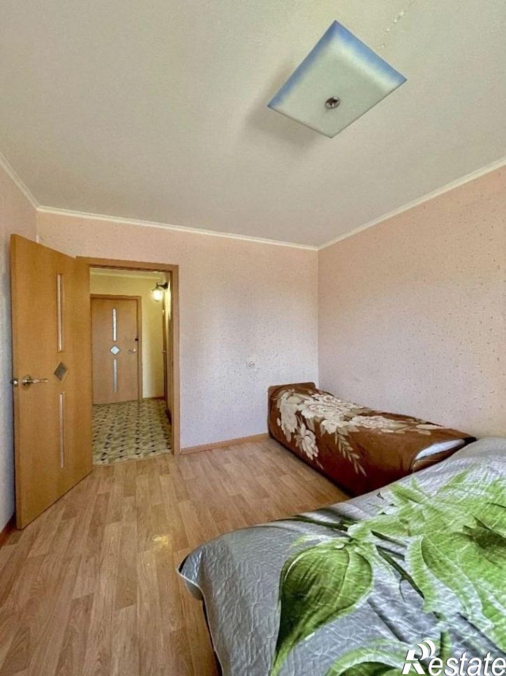 3-комн квартира ул Стахановская, 13,  д. 13