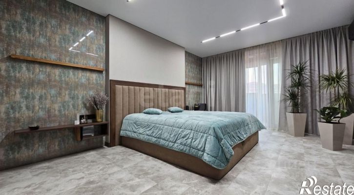 3-комн квартира ул Омелькова, 21,  д. 21