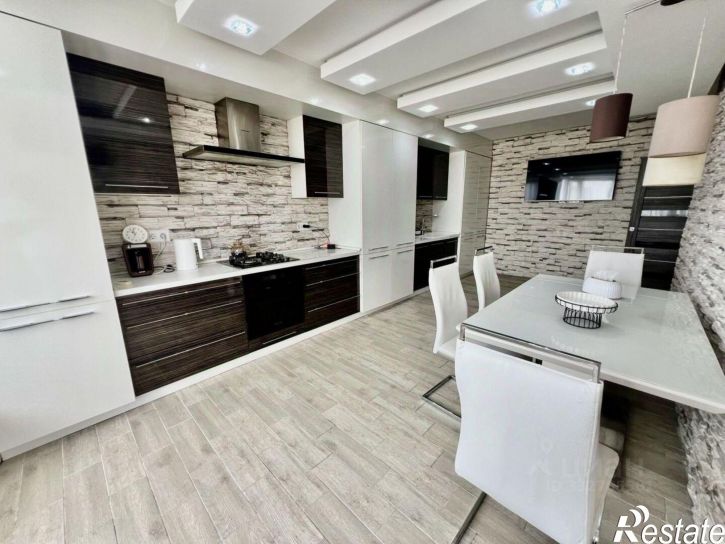 3-комн квартира ул Владимирская, 120,  д. 120