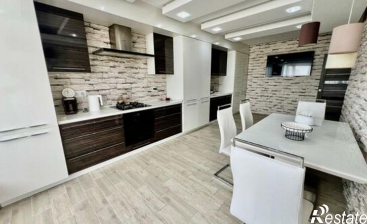 3-комн квартира ул Владимирская, 120,  д. 120