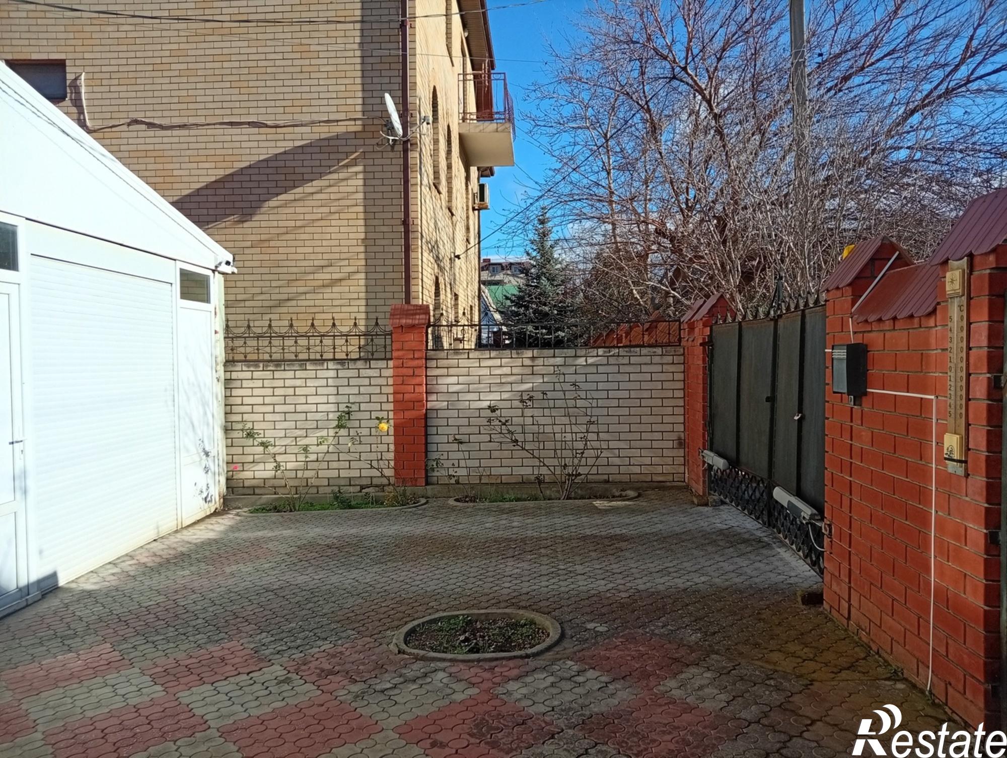 Купить дачу, дом, коттедж за 24 000 000 рублей на Славянская улица