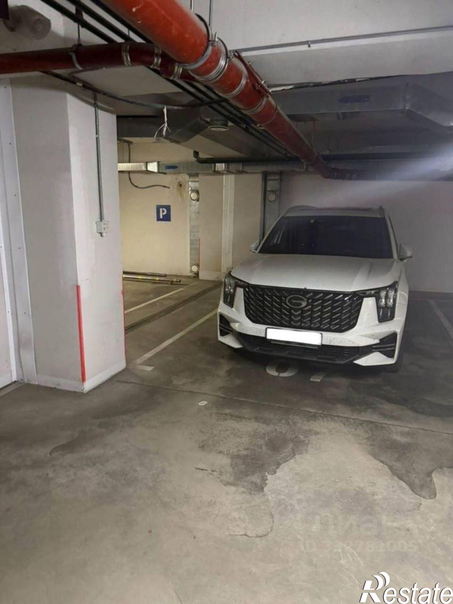 Купить гараж, место в паркинге за 3 550 010 рублей на пр-кт Революции, 3