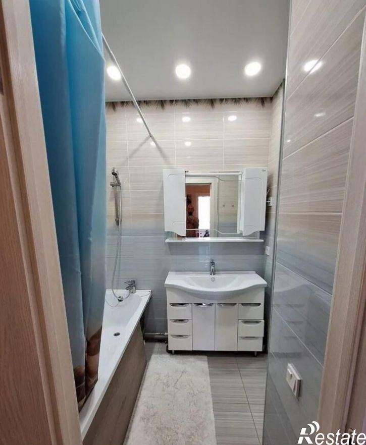 2-комн квартира улица Ленина, 180Ак7