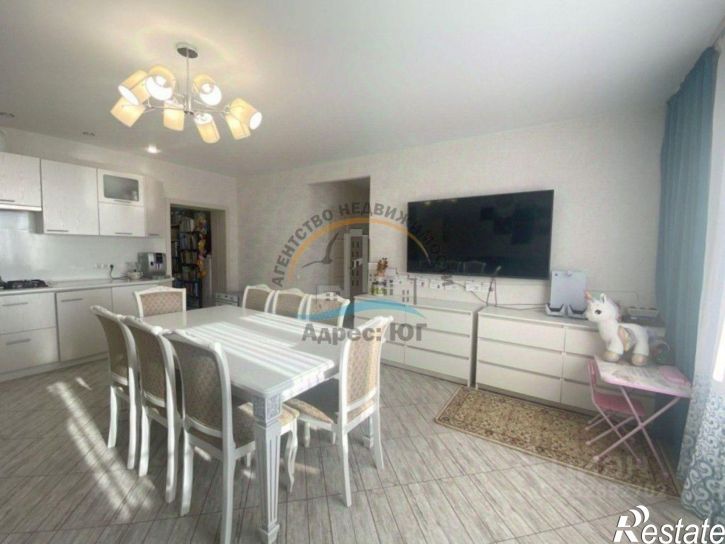 3-комн квартира ул Ленинградская, 85,  д. 85