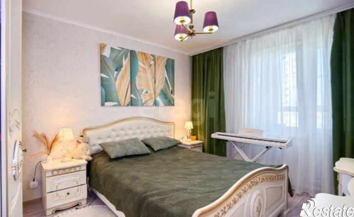 3-комн квартира ул Адмирала Пустошкина, 22 8,  д. 22 8,  к. 8