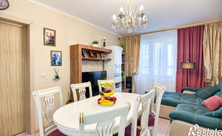 3-комн квартира ул Адмирала Пустошкина, 22 8,  д. 22 8,  к. 8