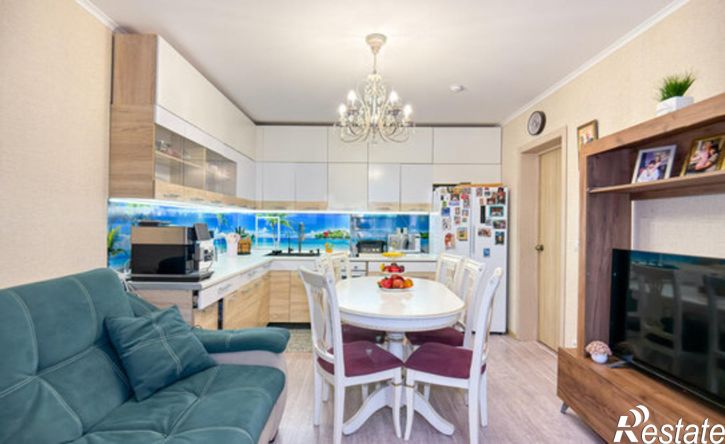 3-комн квартира ул Адмирала Пустошкина, 22 8,  д. 22 8,  к. 8
