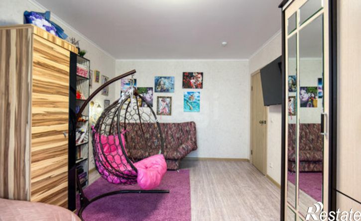 3-комн квартира ул Адмирала Пустошкина, 22 8,  д. 22 8,  к. 8