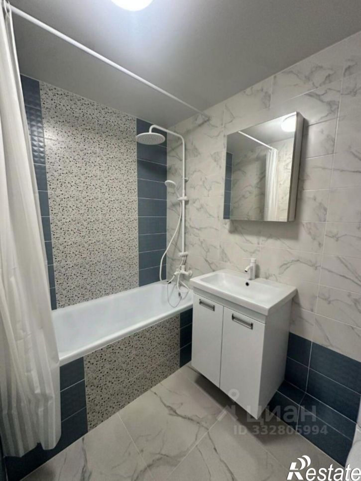 1-комн квартира ул Адмирала Пустошкина, 22 11,  д. 22 11,  к. 11