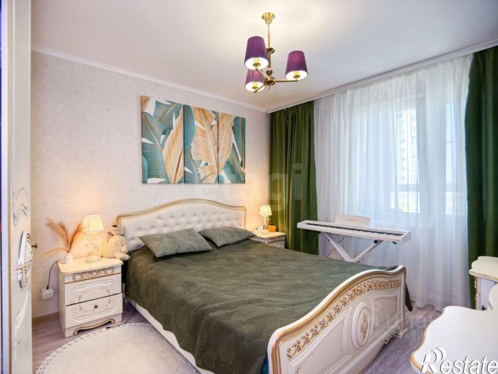 3-комн квартира ул Адмирала Пустошкина, 22 8,  д. 22 8,  к. 8