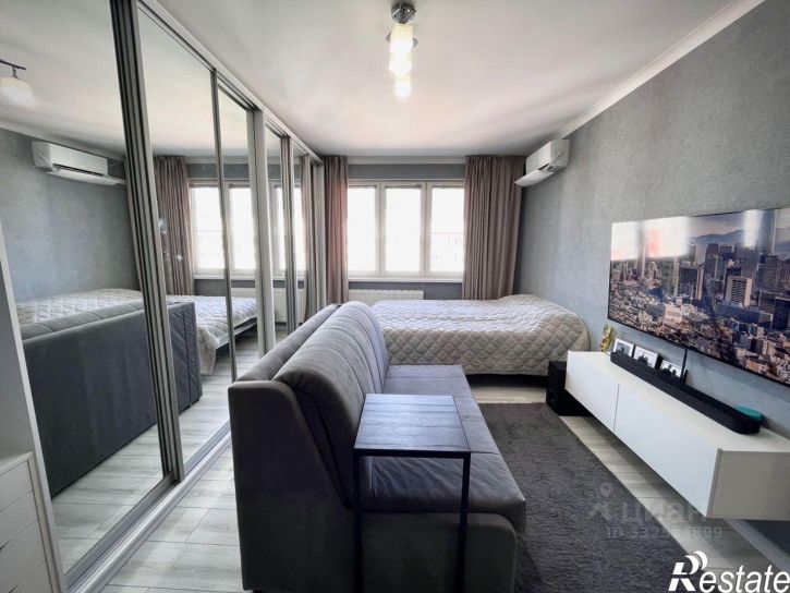 1-комн квартира ул Адмирала Пустошкина, 22 3,  д. 22 3,  к. 3