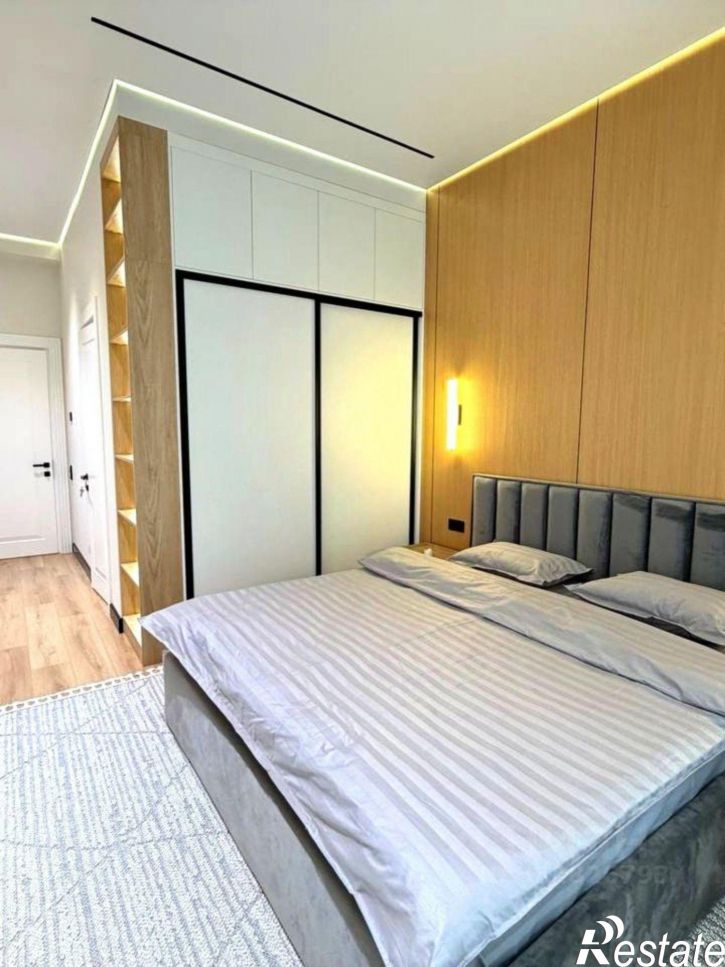 2-комн квартира пр-д Золотой берег, 2Е,  д. 2Е