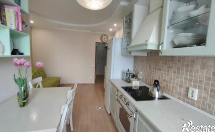 2-комн квартира 12-й микрорайон, 36А
