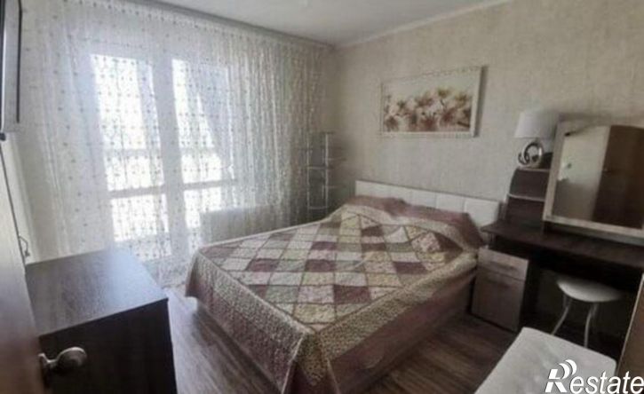 3-комн квартира ул Адмирала Пустошкина, 22 4,  д. 22 4,  к. 4