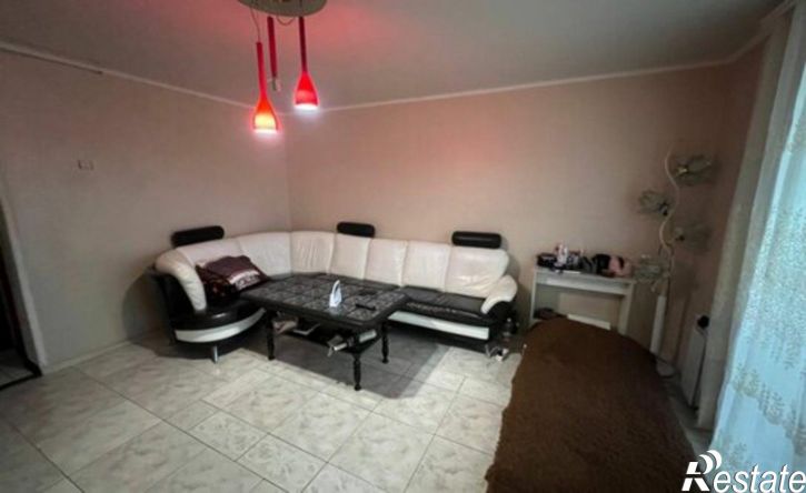 4-комн квартира ул Стахановская, 1,  д. 1
