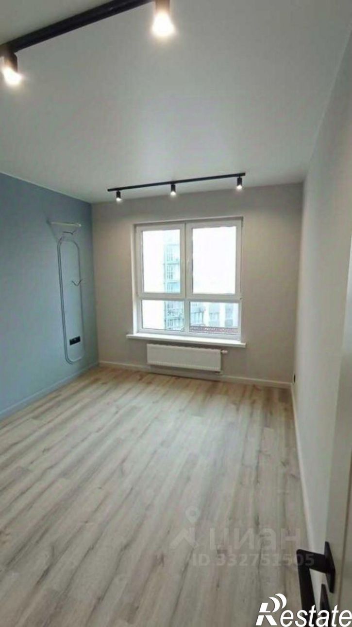 2-комн квартира ул Крылова, 13 2,  д. 13 2,  к. 2