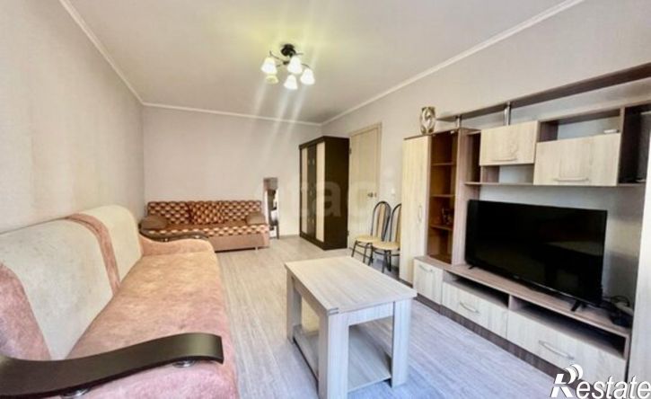 1-комн квартира ул Адмирала Пустошкина, 22 7,  д. 22 7,  к. 7