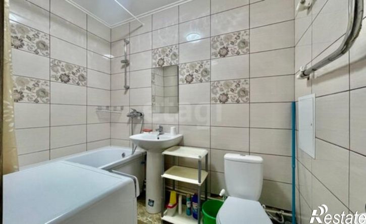 1-комн квартира ул Адмирала Пустошкина, 22 7,  д. 22 7,  к. 7