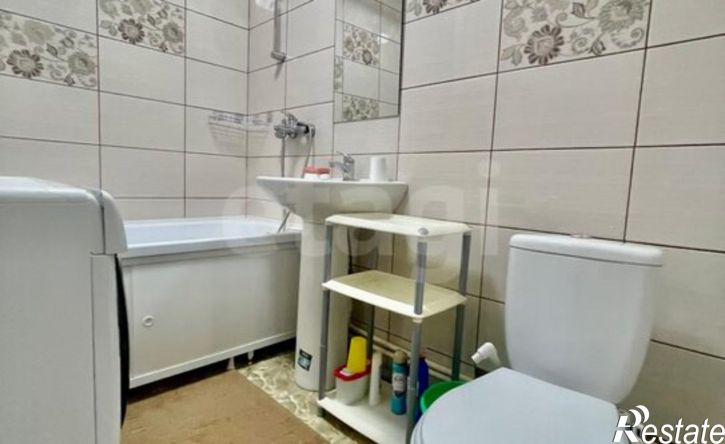 1-комн квартира ул Адмирала Пустошкина, 22 7,  д. 22 7,  к. 7