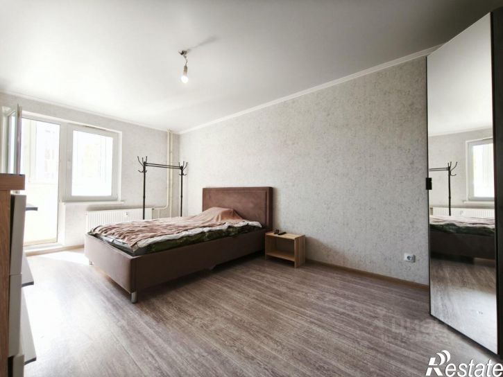 3-комн квартира ул Адмирала Пустошкина, 22 11,  д. 22 11,  к. 11