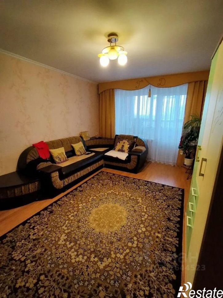 2-комн квартира 12-й микрорайон, 35