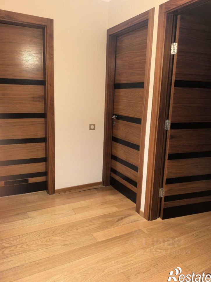 3-комн квартира пр-кт Революции, 3,  д. 3