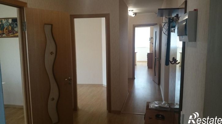 3-комн квартира улица Горького, 72