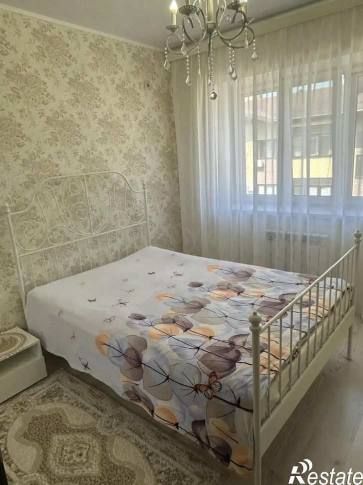 2-комн квартира улица Ленина, 180к3