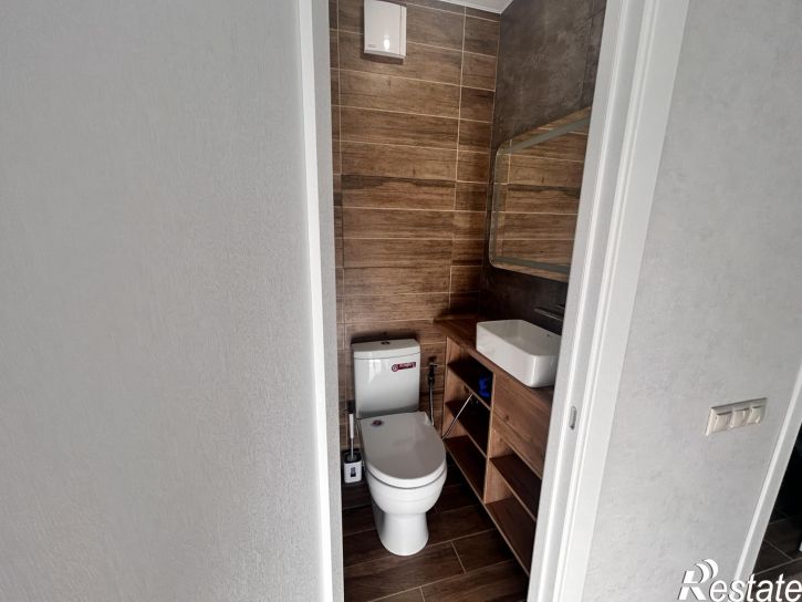 2-комн квартира улица Тургенева, 250