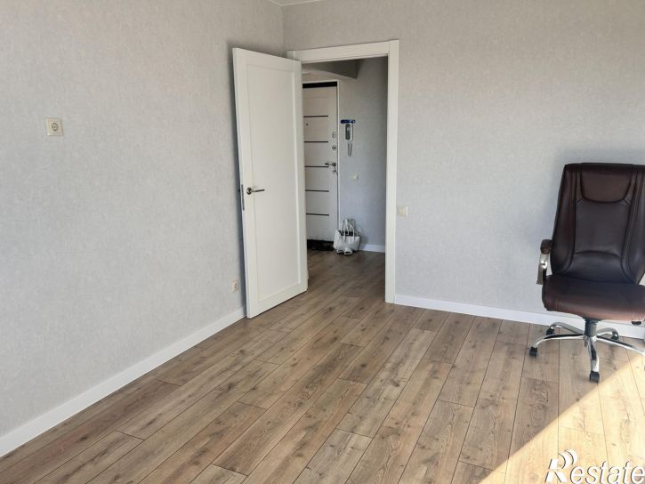 2-комн квартира улица Тургенева, 250