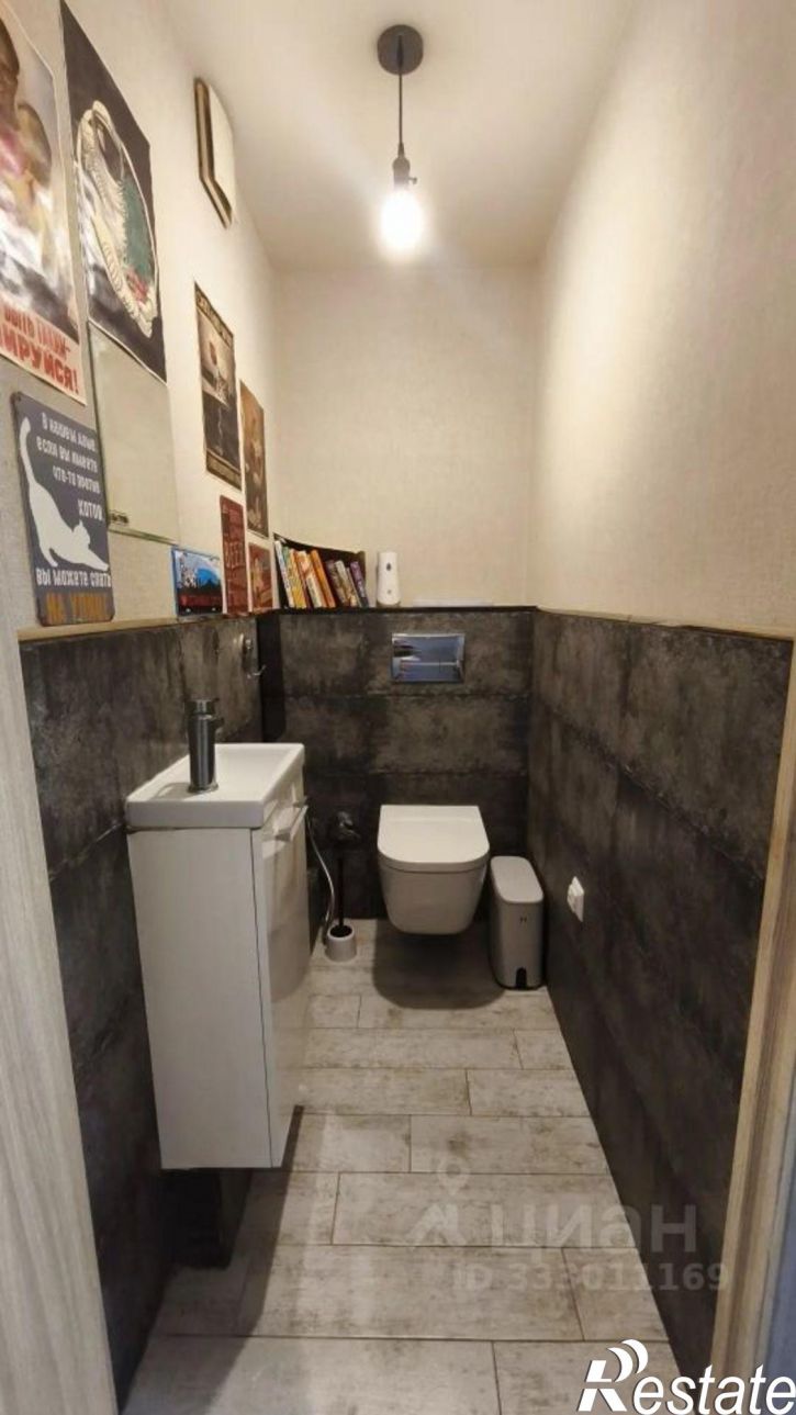 2-комн квартира ул Адмирала Пустошкина, 22 6,  д. 22 6,  к. 6