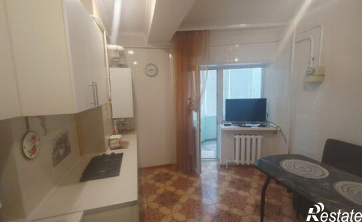 1-комн квартира ул Лазурная, 18,  д. 18