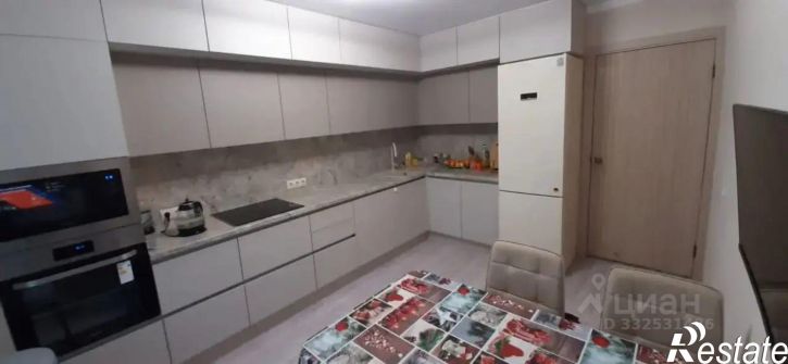 3-комн квартира ул Адмирала Пустошкина, 22 11,  д. 22 11,  к. 11