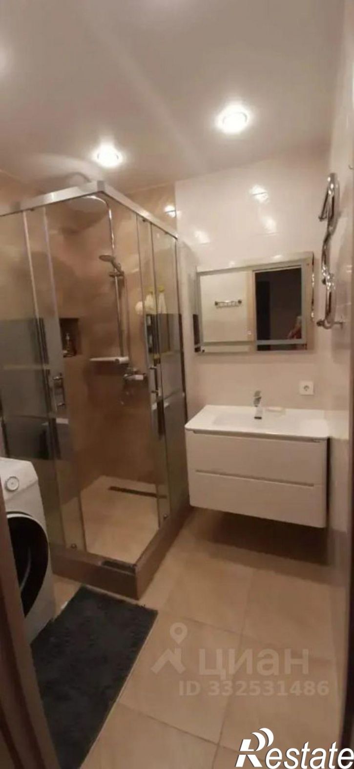 3-комн квартира ул Адмирала Пустошкина, 22 11,  д. 22 11,  к. 11