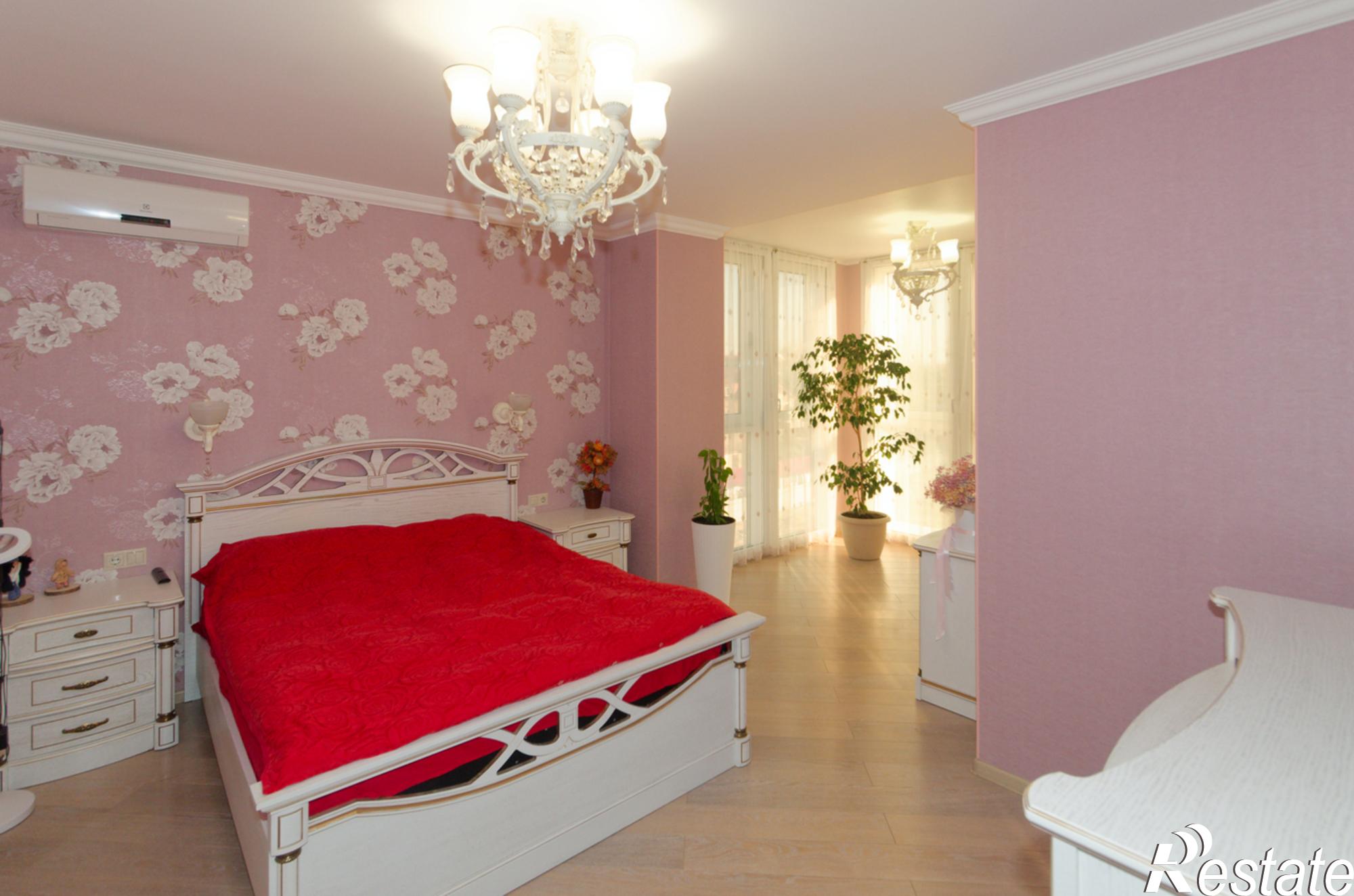 Купить квартиру за 28 999 000 рублей на улица Кирова, 84
