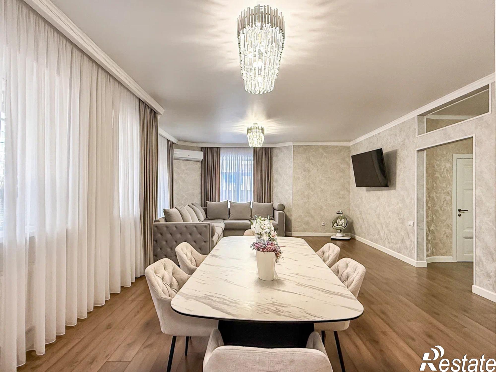 Купить дачу, дом, коттедж за 63 000 000 рублей на Кленовая улица