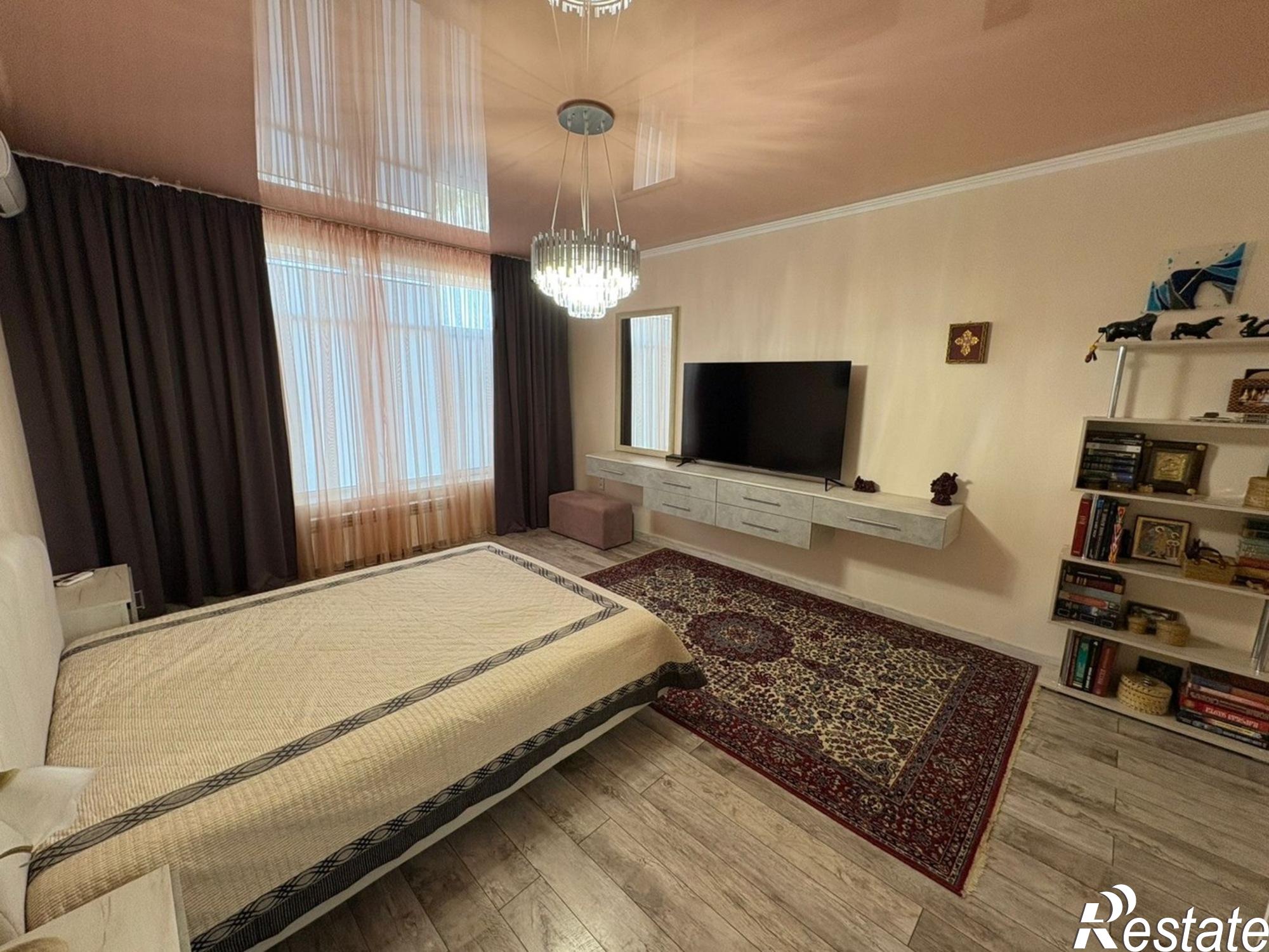 Купить дачу, дом, коттедж за 53 500 000 рублей на Садовая улица