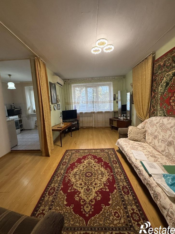 3-комн квартира улица Горького, 64