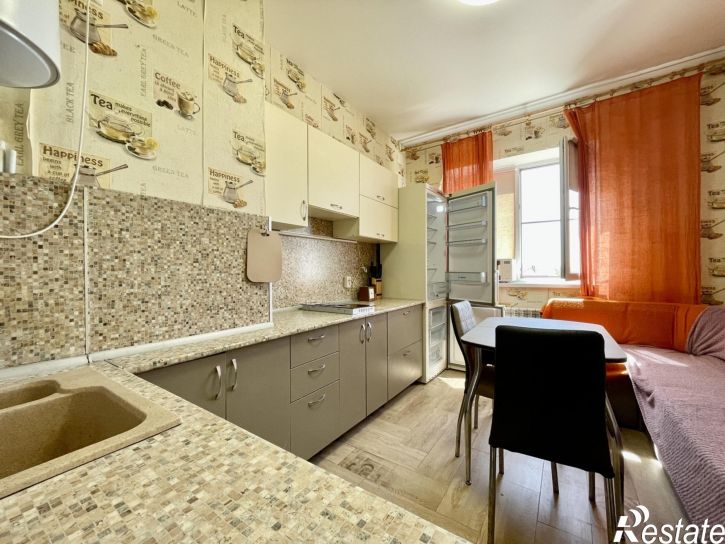 2-комн квартира Солнечная улица, 54