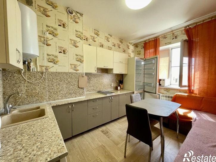 2-комн квартира Солнечная улица, 54